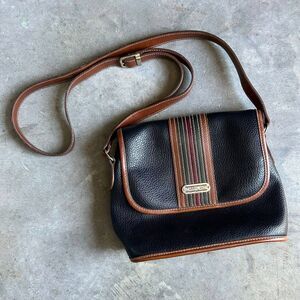 Carryland USA Vintage 90s Shoulder Bag Navy Faux Leather Made in USA